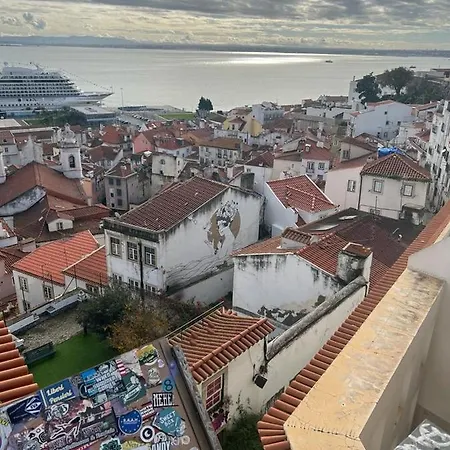 Alfama Authentic Lisbon-2